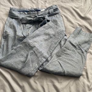 High rise ankle express pants. Paper boy style. Size 4s. Blue colored